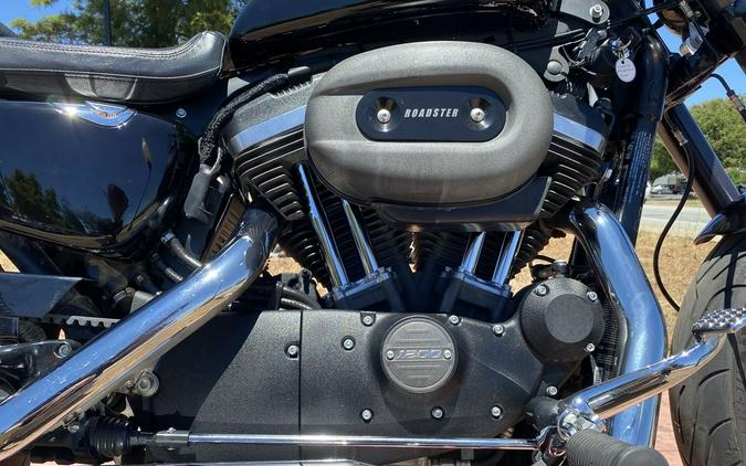 2016 Harley-Davidson® XL1200CX - Roadster™