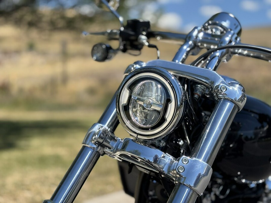 2025 Harley-Davidson Breakout