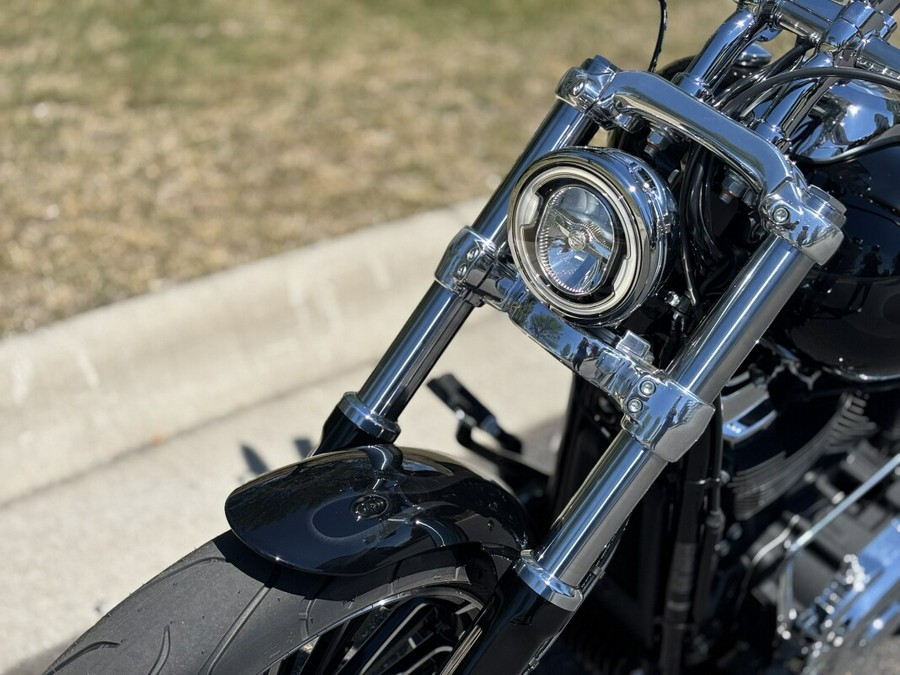 2025 Harley-Davidson Breakout