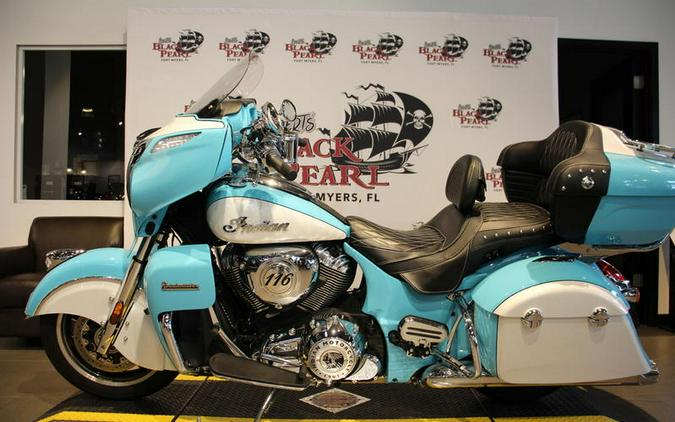 2021 Indian Motorcycle® Roadmaster® Maroon Metallic/Crimson Metallic