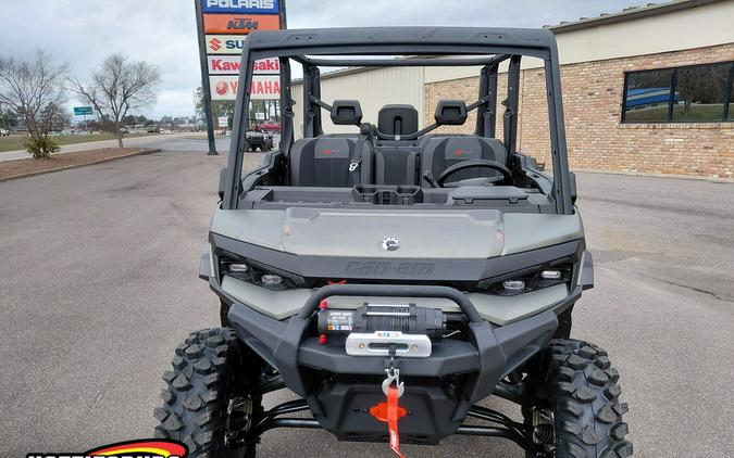 2026 Can-Am Defender MAX X mr with Half Doors HD11