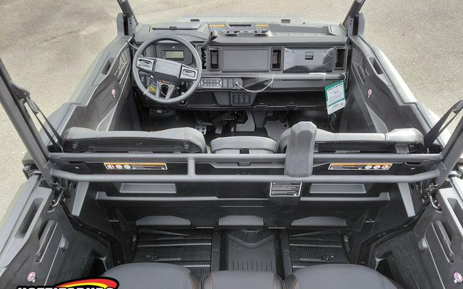 2026 Can-Am Defender MAX X mr with Half Doors HD11