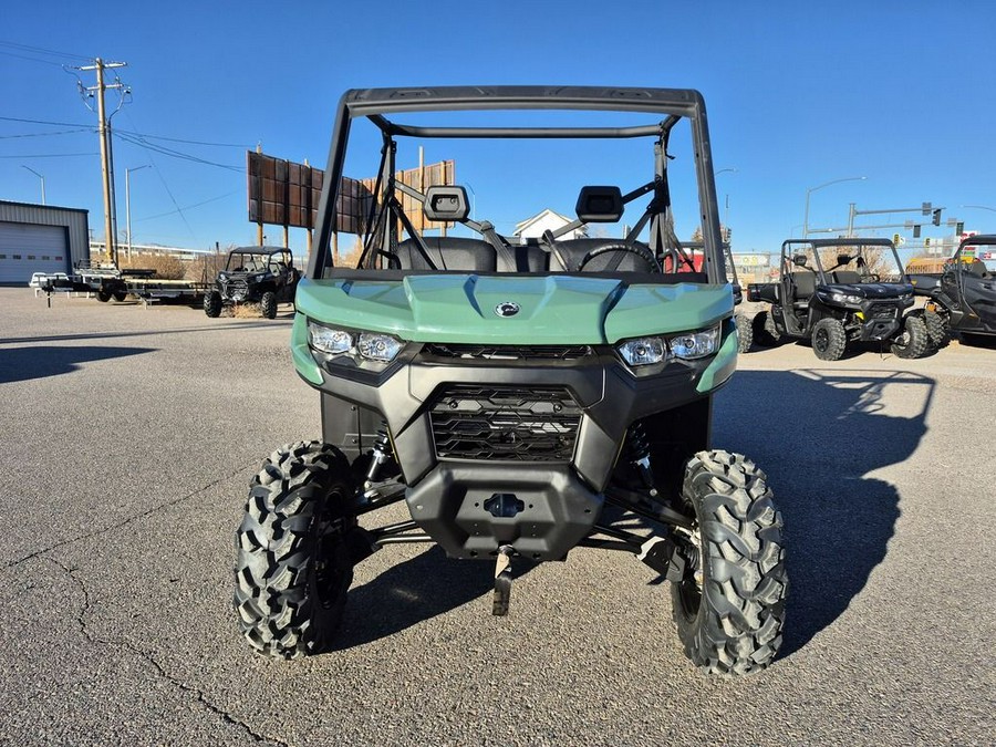 2026 Can-Am® Defender 6x6 DPS HD10