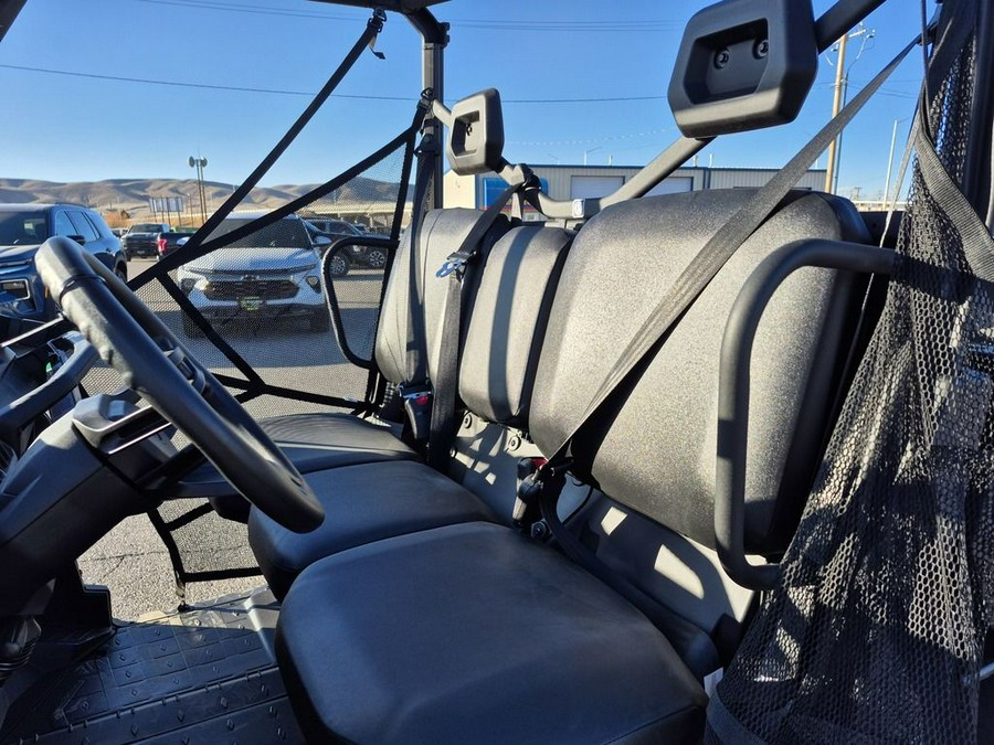 2026 Can-Am® Defender 6x6 DPS HD10
