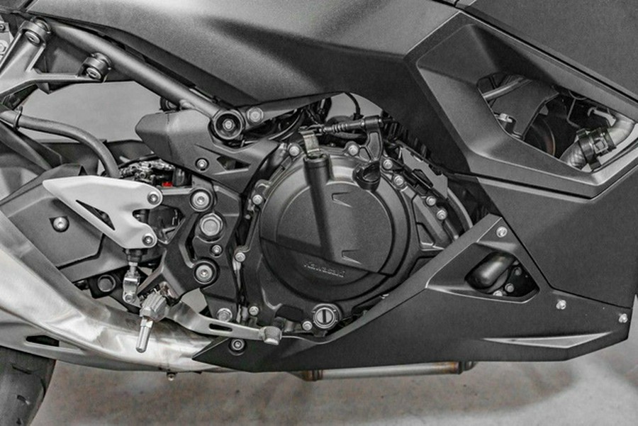 2026 Kawasaki Ninja 500 ABS Metallic Flat Spark Black