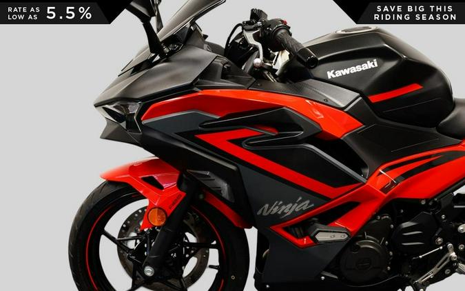 2025 Kawasaki NINJA 500