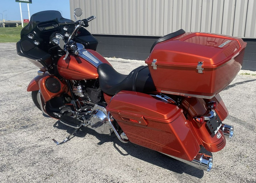 2011 Harley-Davidson® FLTRX - Road Glide Custom