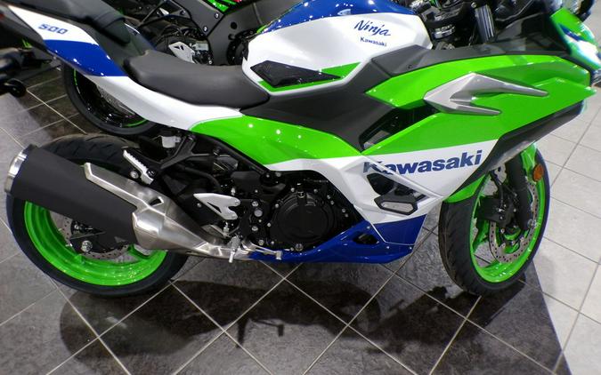 2024 Kawasaki Ninja 500 Review [14 Fast Facts]