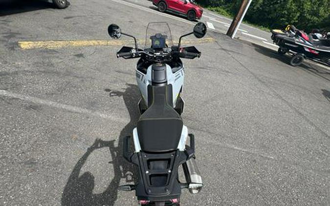 2025 Husqvarna Norden 901