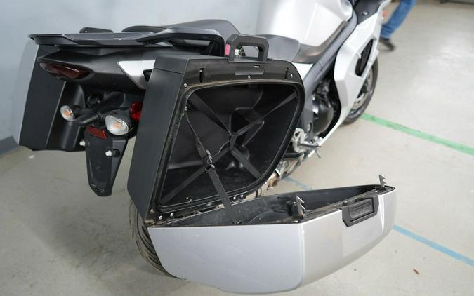 2011 TRIUMPH SPRINT ST ABS