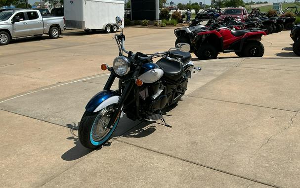 2026 Kawasaki Vulcan 900 Classic
