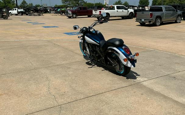 2026 Kawasaki Vulcan 900 Classic