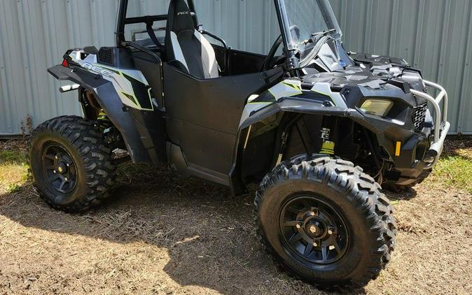 2017 Polaris® ACE® 900 XC Matte Silver Pearl