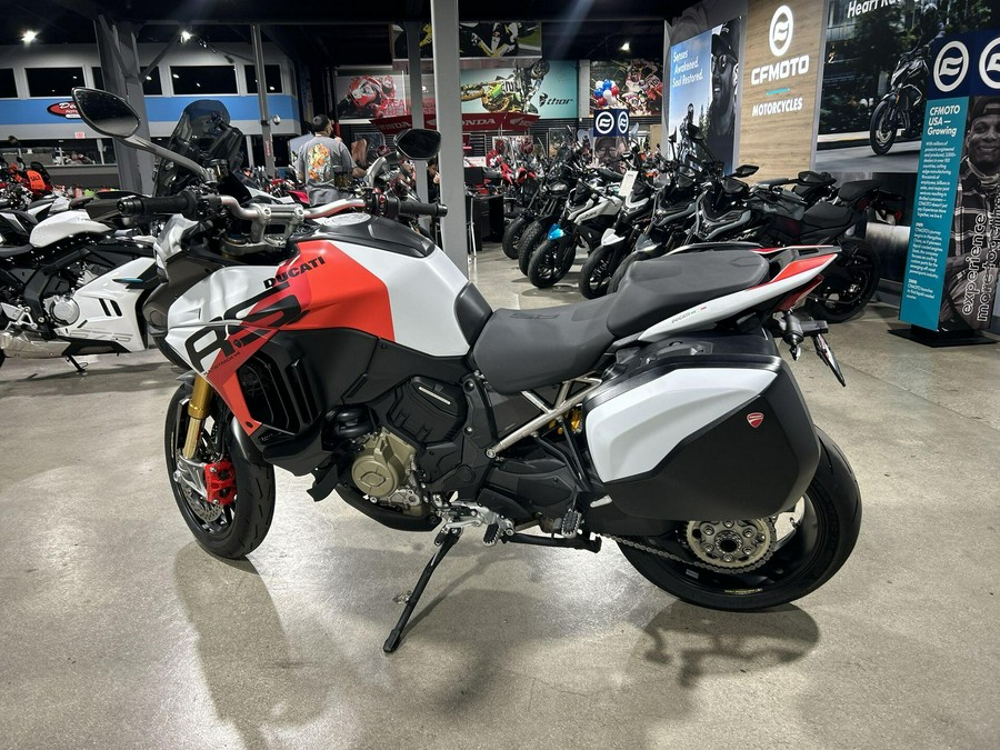 2025 Ducati MULTISTRADA V4 RS