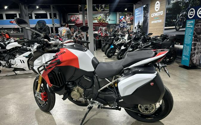 2025 Ducati MULTISTRADA V4 RS