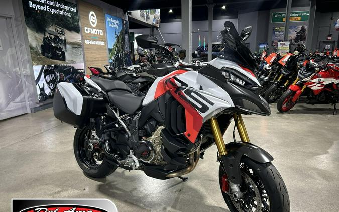 2025 Ducati MULTISTRADA V4 RS