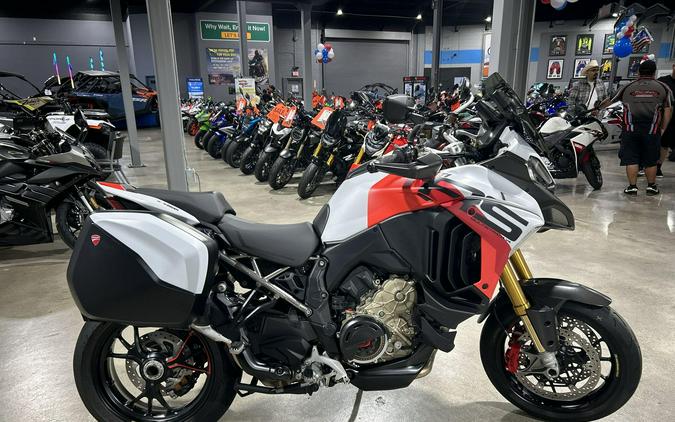 2025 Ducati MULTISTRADA V4 RS