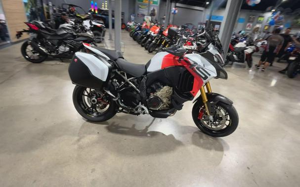 2025 Ducati MULTISTRADA V4 RS