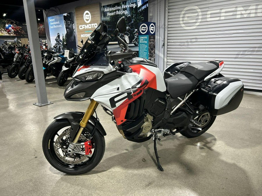 2025 Ducati MULTISTRADA V4 RS
