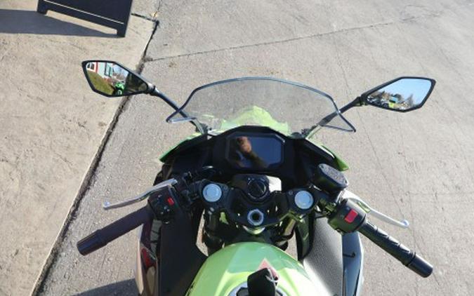 2026 Kawasaki Ninja® 500 ABS