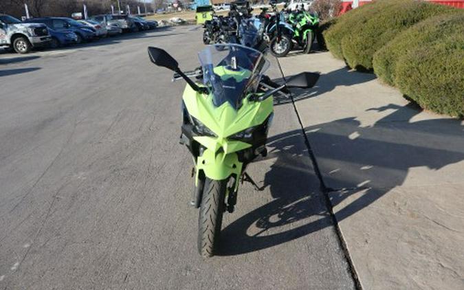 2026 Kawasaki Ninja® 500 ABS