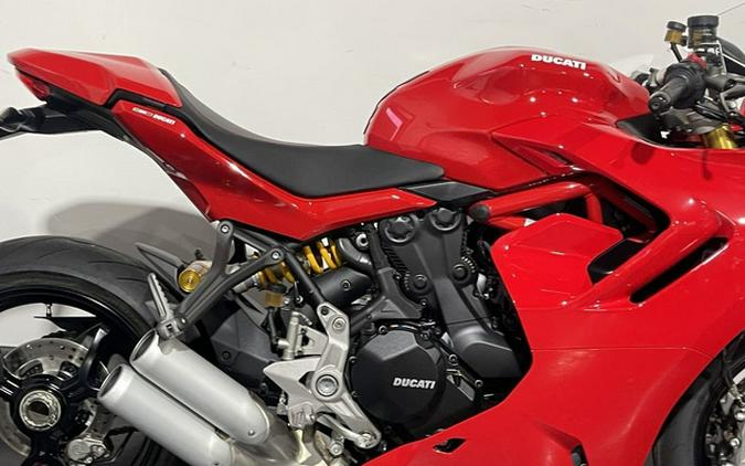 2022 Ducati Supersport 950 Ducati Red