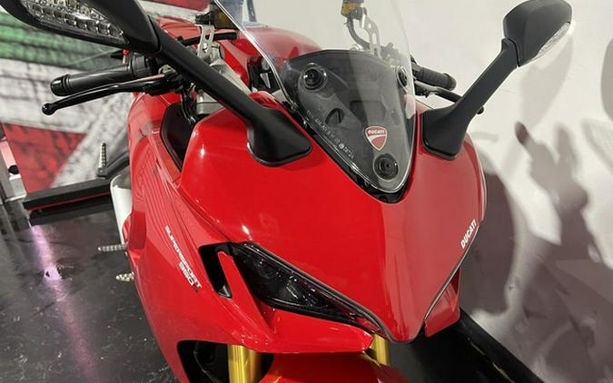 2022 Ducati Supersport 950 Ducati Red