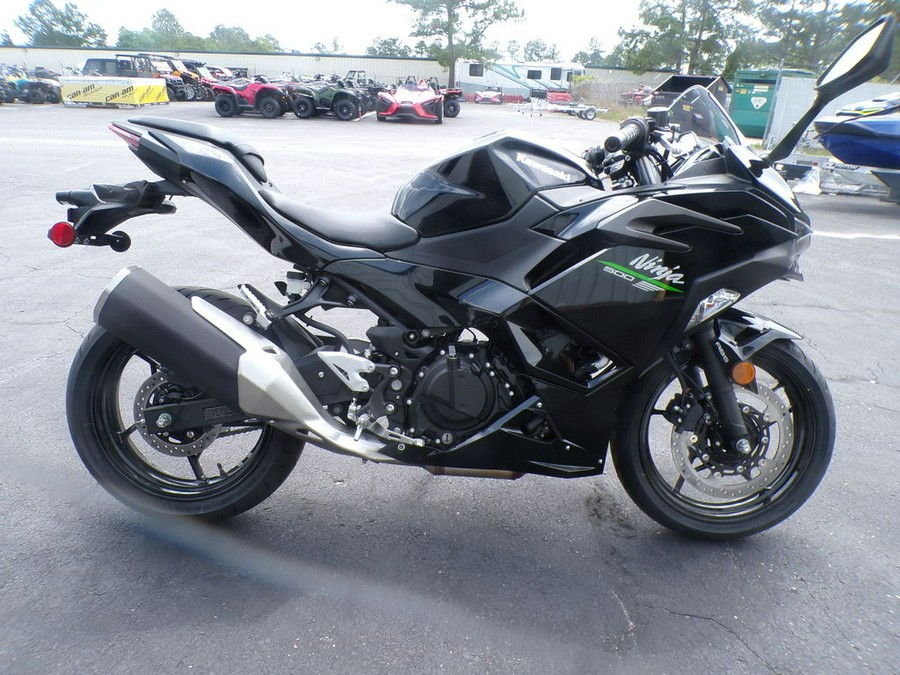 2024 Kawasaki Ninja® 500