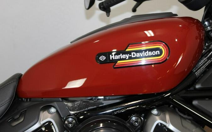 Harley-Davidson Nightster™ Special 2024 RH975S 84392241 RED ROCK