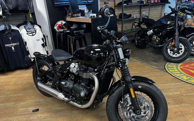 2024 Triumph Bonneville Bobber Stealth Edition