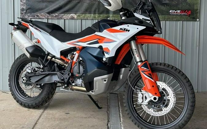 2023 KTM 890 Adventure R First Look [7 Fast Facts + 16 Photos]