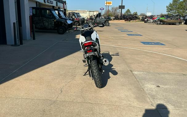 2026 Kawasaki KLE 500 ABS SE