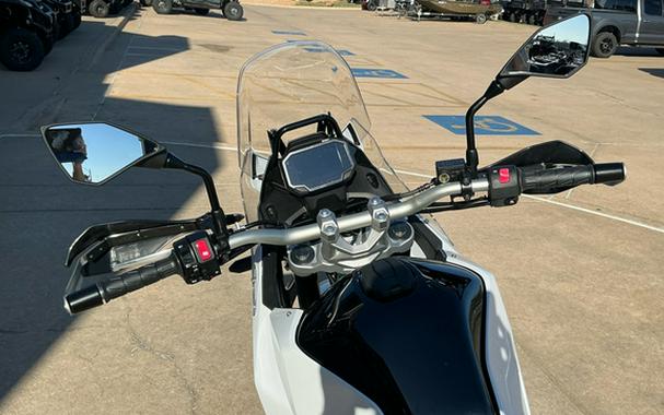 2026 Kawasaki KLE 500 ABS SE