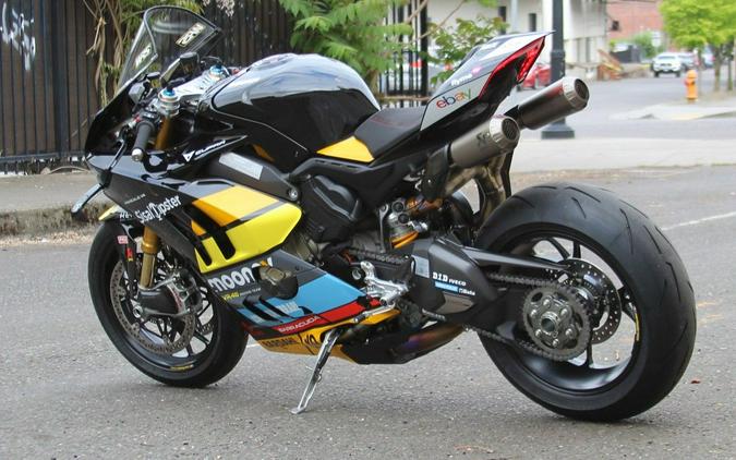 2024 Ducati Panigale V4 Bezzecchi 2023 Racing Replica