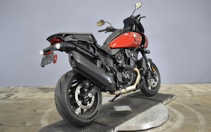 2025 Harley-Davidson Pan America 1250 ST Brilliant Red