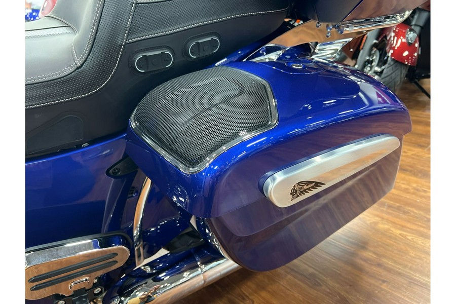 2024 Indian Motorcycle RoadmasterÂ® Limited with PowerBand Audio Package