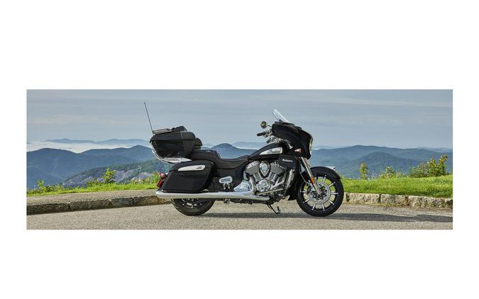 2024 Indian Motorcycle RoadmasterÂ® Limited with PowerBand Audio Package