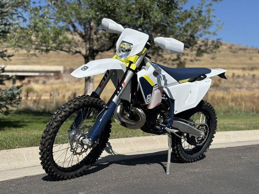 2025 Husqvarna TE 300