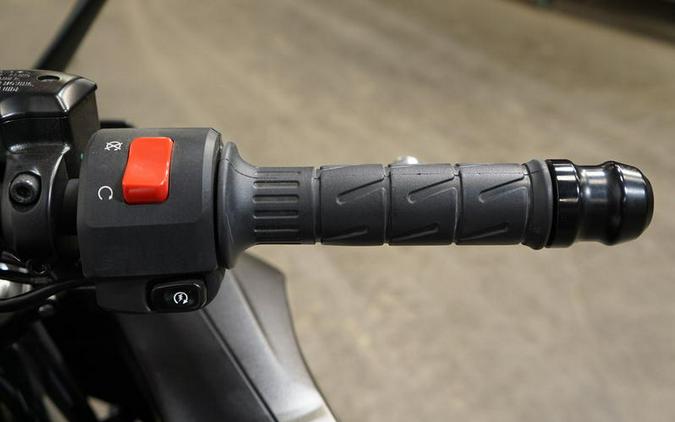 2024 Kawasaki Ninja® 650 Metallic Matte Dark Gray/Metallic Spark Black