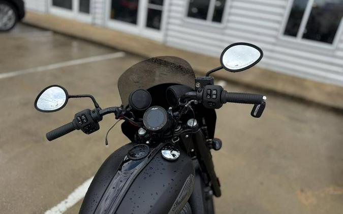 2023 Indian Motorcycle® Chief® Bobber Dark Horse® Silver Quartz Smoke