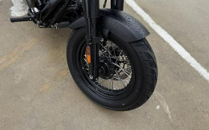 2023 Indian Motorcycle® Chief® Bobber Dark Horse® Silver Quartz Smoke