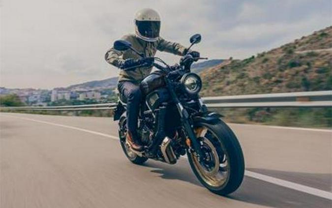 2024 Yamaha XSR700