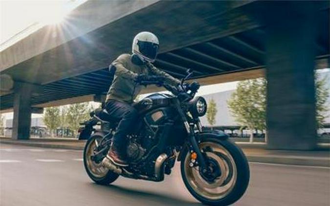 2024 Yamaha XSR700
