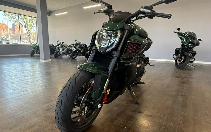 2024 DIAVEL V4 FOR BENTLEY