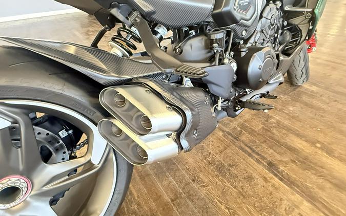 2024 DIAVEL V4 FOR BENTLEY