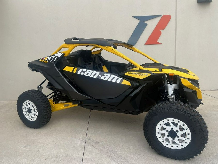 2024 Can-Am™ Maverick R X rs With SMART-SHOX