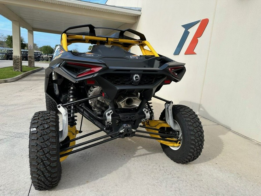 2024 Can-Am™ Maverick R X rs With SMART-SHOX