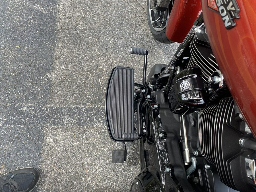 2025 Harley-Davidson® Road Glide®