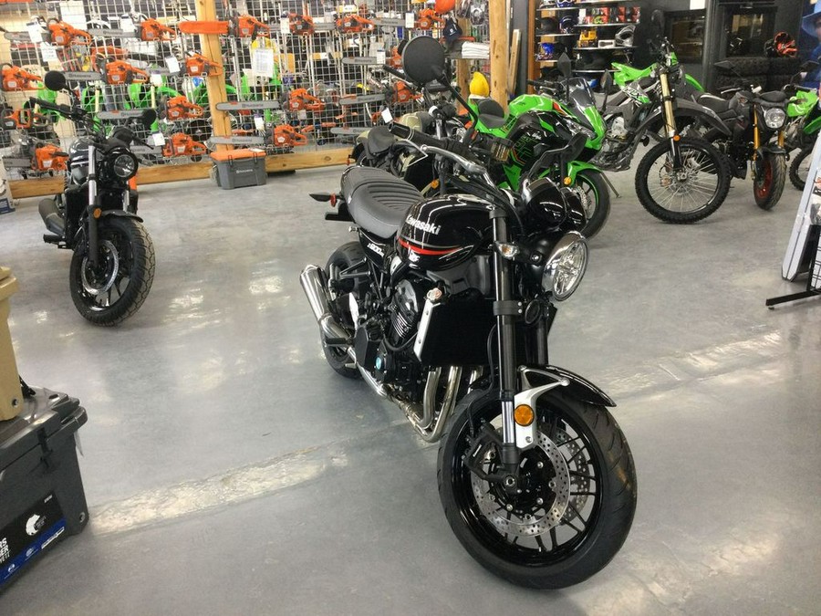 2024 Kawasaki Z900RS ABS