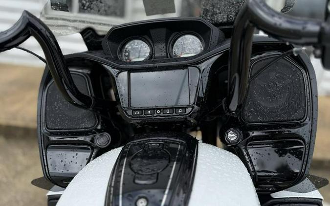 2023 Indian Motorcycle® Pursuit Dark Horse with Premium Package Stealth Gray